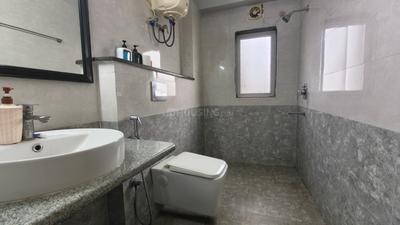 Bathroom Image of 4000 Sq.ft 7 BHK Builder Floor for rent in Kahilipara Guwahati for Rs. 90000