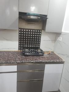 Kitchen Image of 675 Sq.ft 3 BHK Apartment / Flat for rent in Dwarka Mor New Delhi for Rs. 27000