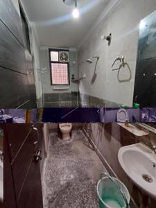 Bathroom Image of 1300 Sq.ft 3 BHK Apartment / Flat for sale in Mahipalpur New Delhi for Rs. 10000000