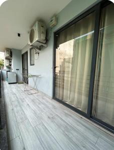 Balcony Image of 2700 Sq.ft 4 BHK Builder Floor for rent in DLF Phase 2, DLF Phase 2 Gurgaon for Rs. 150000