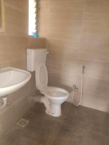 Common Bathroom Image of 830 Sq.ft 2 BHK Apartment / Flat for sale in Neighbourhood Society, Kandivali East Mumbai for Rs. 16500000