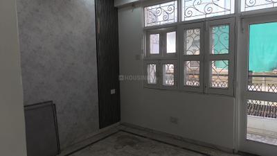 Bedroom Image of 1400 Sq.ft 3 BHK Builder Floor for sale in Ashoka Enclave Faridabad for Rs. 14000000