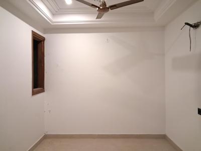 Living Room Image of 1500 Sq.ft 4 BHK Apartment / Flat for sale in JMD Siddhi Vinayak, Sector 73 Noida for Rs. 8500006