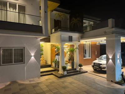 Image of 8000 Sq.ft 7 BHK Independent House for sale in Mugal, Goa for Rs. 220000000
