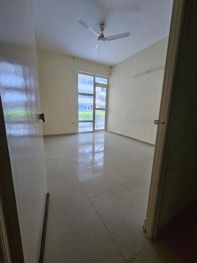 Pyramid Urban 67A Main Image 1