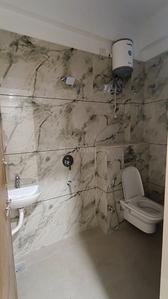 Bathroom Image of 600 Sq.ft 1 BHK Apartment / Flat for rent in Silicon City Indore for Rs. 15000