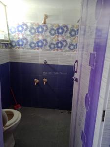 Bathroom Image of 750 Sq.ft 2 BHK Apartment / Flat for rent in Bharathidasan Nagar Hosur for Rs. 9500