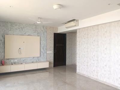 Living Room Image of 1400 Sq.ft 3 BHK Apartment / Flat for rent in Lake Enclave, Hiranandani Estate Thane for Rs. 125000