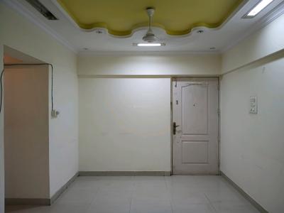 Bedroom Image of 350 Sq.ft 1 RK Apartment / Flat for rent in Ajmera Bhakti Park, Wadala East Mumbai for Rs. 31000