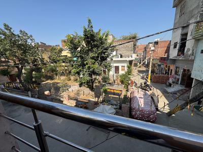 Balcony Image of 750 Sq.ft 4 BHK Independent House for sale in Shastri Nagar Meerut for Rs. 2690000