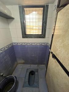 Bathroom Image of 550 Sq.ft 1 BHK Apartment / Flat for rent in Dombivli West Thane for Rs. 15000