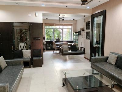 Hall Image of 2400 Sq.ft 3 BHK Apartment / Flat for sale in Ambawadi Ahmedabad for Rs. 21000000