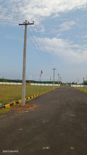 Golden Square Main Image 1