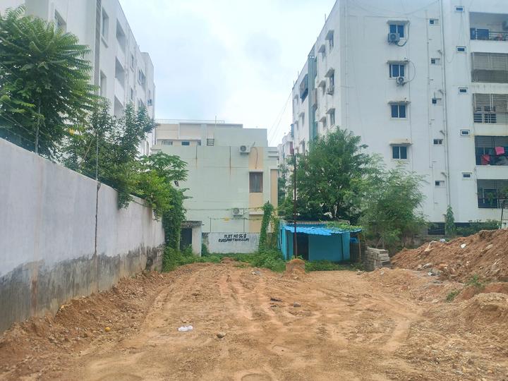Neknampur Main Image 1