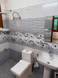 Bathroom Image of 1550 Sq.ft 3 BHK Apartment / Flat for sale in Sector 20 Panchkula for Rs. 20000000