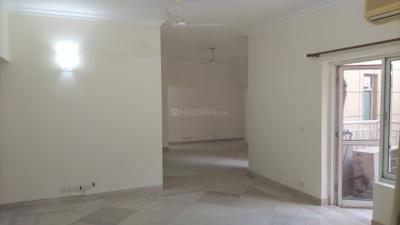 Living Room Image of 2300 Sq.ft 3 BHK Apartment / Flat for rent in Unitech Uniworld City South, Sector 30 Gurgaon for Rs. 86000