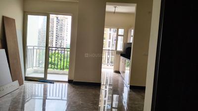 Living Room Image of 1380 Sq.ft 3 BHK Apartment / Flat for sale in Panchsheel Wellington, Crossings Republik Ghaziabad for Rs. 19000000