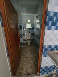 Bathroom Image of 850 Sq.ft 2 BHK Apartment / Flat for sale in Priya Apartment, Keshtopur Kolkata for Rs. 3100000