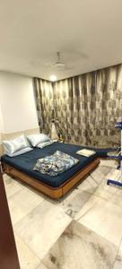 Bedroom Image of 650 Sq.ft 1 BHK Apartment / Flat for rent in Colaba Mumbai for Rs. 75000