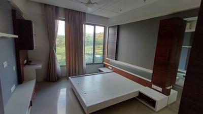 Bedroom Image of 2350 Sq.ft 3.5 BHK Apartment / Flat for sale in Kalpataru Jade Residences G, Baner Pune for Rs. 34000000
