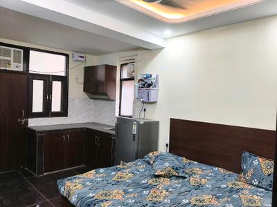 Bedroom Image of 1800 Sq.ft 1 RK Independent House for rent in Sector 24 Gurgaon for Rs. 20000