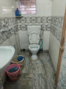 Bathroom Image of 820 Sq.ft 2 BHK Apartment / Flat for sale in Regent Park Kolkata for Rs. 4700000