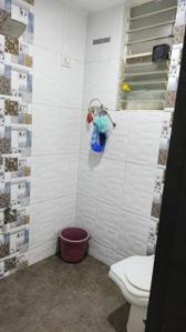 Bathroom Image of 1060 Sq.ft 2.5 BHK Apartment / Flat for rent in Navrangpura Ahmedabad for Rs. 30000
