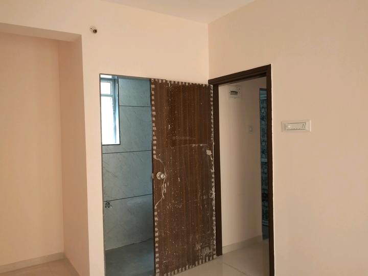 Royal Plaza Main Image 1