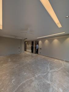 Hall Image of 2000 Sq.ft 3 BHK Builder Floor for sale in Defence Colony New Delhi for Rs. 85000000