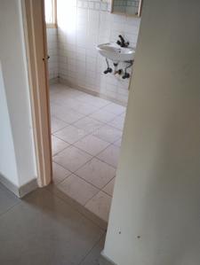 Bathroom Image of 2150 Sq.ft 3 BHK Apartment / Flat for sale in Sector 15A Noida for Rs. 49000000