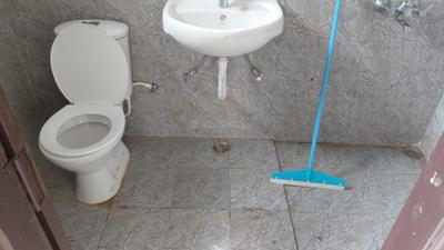Image of 1260 Sq.ft 2 BHK Apartment / Flat for rent in Diamond Sukrit Apartments, Vrindavan Yojana, Lucknow for Rs. 17000