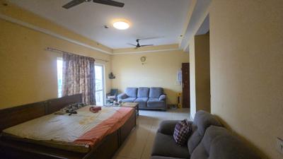 Living Room Image of 1525 Sq.ft 3 BHK Apartment / Flat for sale in Landcraft Golf Links Phase 2, Pandav Nagar Ghaziabad for Rs. 14400000