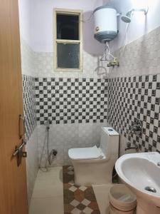 Bathroom Image of 590 Sq.ft 2 BHK Builder Floor for sale in Pul Prahlad Pur New Delhi for Rs. 3500000