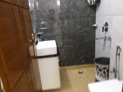 Bathroom Image of 950 Sq.ft 3 BHK Builder Floor for sale in Shalimar Bagh New Delhi for Rs. 18500000