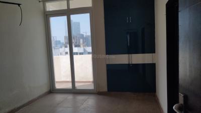 Bedroom Image of 940 Sq.ft 2 BHK Apartment / Flat for rent in Sikka Kaamna Greens, Sector 143 Noida for Rs. 26000