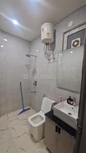 Bathroom Image of 1200 Sq.ft 1 BHK Builder Floor for rent in Sector 31 Gurgaon for Rs. 35000