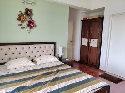 Bedroom Image of 1350 Sq.ft 2.5 BHK Apartment / Flat for rent in Adani The Meadows, Shantigram Ahmedabad for Rs. 42000