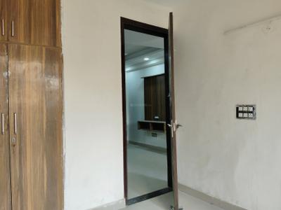 Bedroom Image of 800 Sq.ft 2 BHK Apartment / Flat for sale in Said-Ul-Ajaib New Delhi for Rs. 3500000