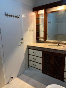 Kitchen Image of 3000 Sq.ft 3.5 BHK Villa for sale in Vipul Tatvam Villas, Sector 48 Gurgaon for Rs. 87500000