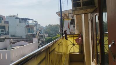 Balcony Image of 1800 Sq.ft 5 BHK Builder Floor for sale in Bhardwaj Builder Floors, Model Town New Delhi for Rs. 35000000