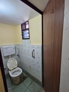 Bathroom Image of 800 Sq.ft 1 BHK Builder Floor for rent in Vivekanand Nagar Nagpur for Rs. 4000