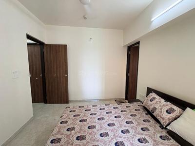 Bedroom Image of 915 Sq.ft 2 BHK Apartment / Flat for rent in Lodha Amara, Kolshet Thane for Rs. 53000