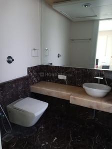 Bathroom Image of 3900 Sq.ft 5 BHK Apartment / Flat for sale in Mantri Espana, Bellandur Bengaluru for Rs. 86000000