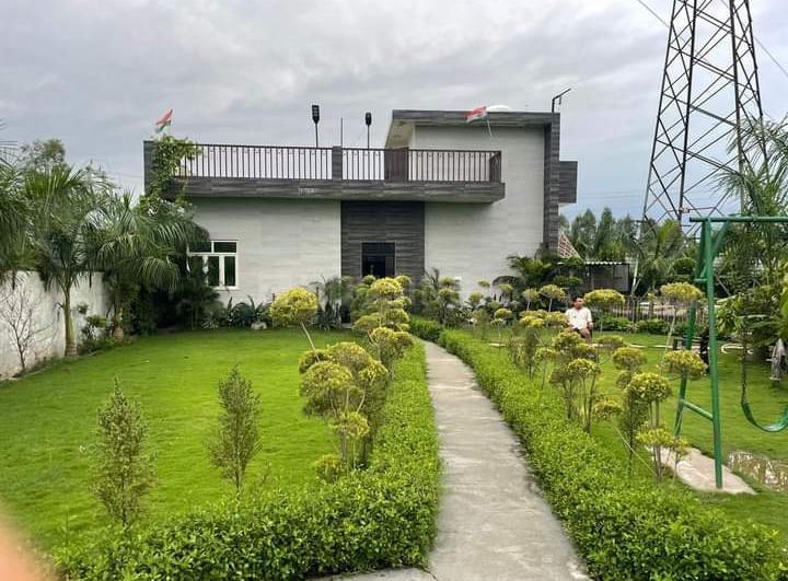 Delhi Cantonment Main Image 1