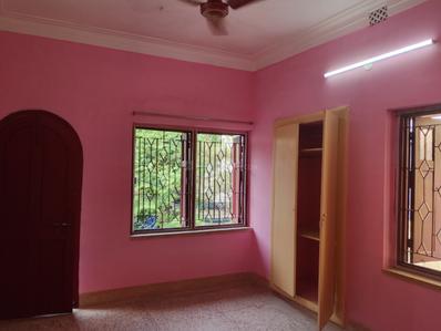 Bedroom Image of 1050 Sq.ft 2 BHK Independent House for rent in Salt Lake City Kolkata for Rs. 18000
