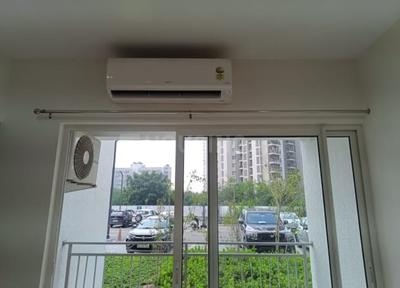 Bedroom Image of 915 Sq.ft 2 BHK Apartment / Flat for sale in Shapoorji Pallonji JoyVille, Sector 102 Gurgaon for Rs. 15300000