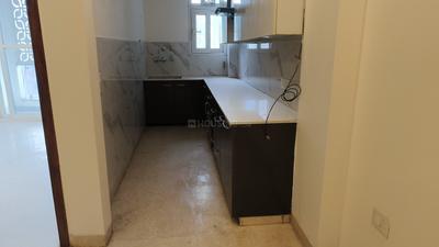 Kitchen Image of 850 Sq.ft 2 BHK Apartment / Flat for sale in Janakpuri New Delhi for Rs. 14800000