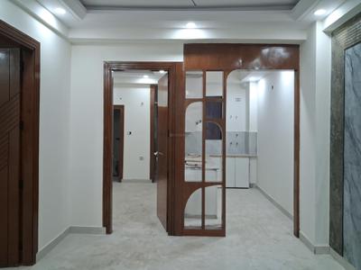 Living Room Image of 1100 Sq.ft 2 BHK Apartment / Flat for sale in Hometech Pride, Sector 73 Noida for Rs. 3950000