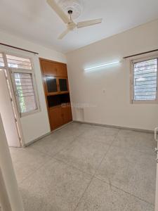 Bedroom Image of 850 Sq.ft 2 BHK Apartment / Flat for rent in Jalvayu Tower, Sector 56 Gurgaon for Rs. 42000
