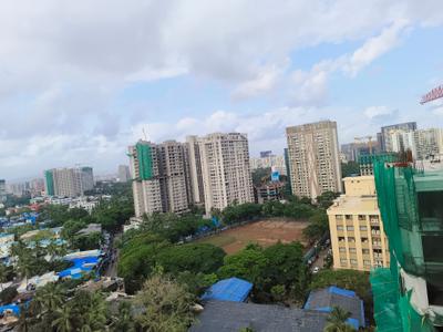 Bedroom Image of 811 Sq.ft 2 BHK Apartment / Flat for sale in Shapoorji Pallonji BKC 28, Bandra East Mumbai for Rs. 31000000